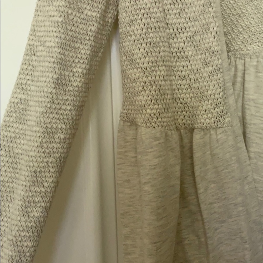 Beautiful Cardigan! - Picture 2 of 4